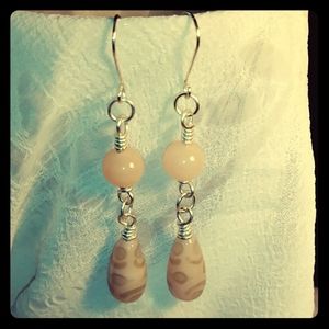 Peach & cream earrings